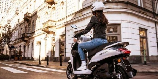 10 Reglas de oro para conducir tu moto por ciudad